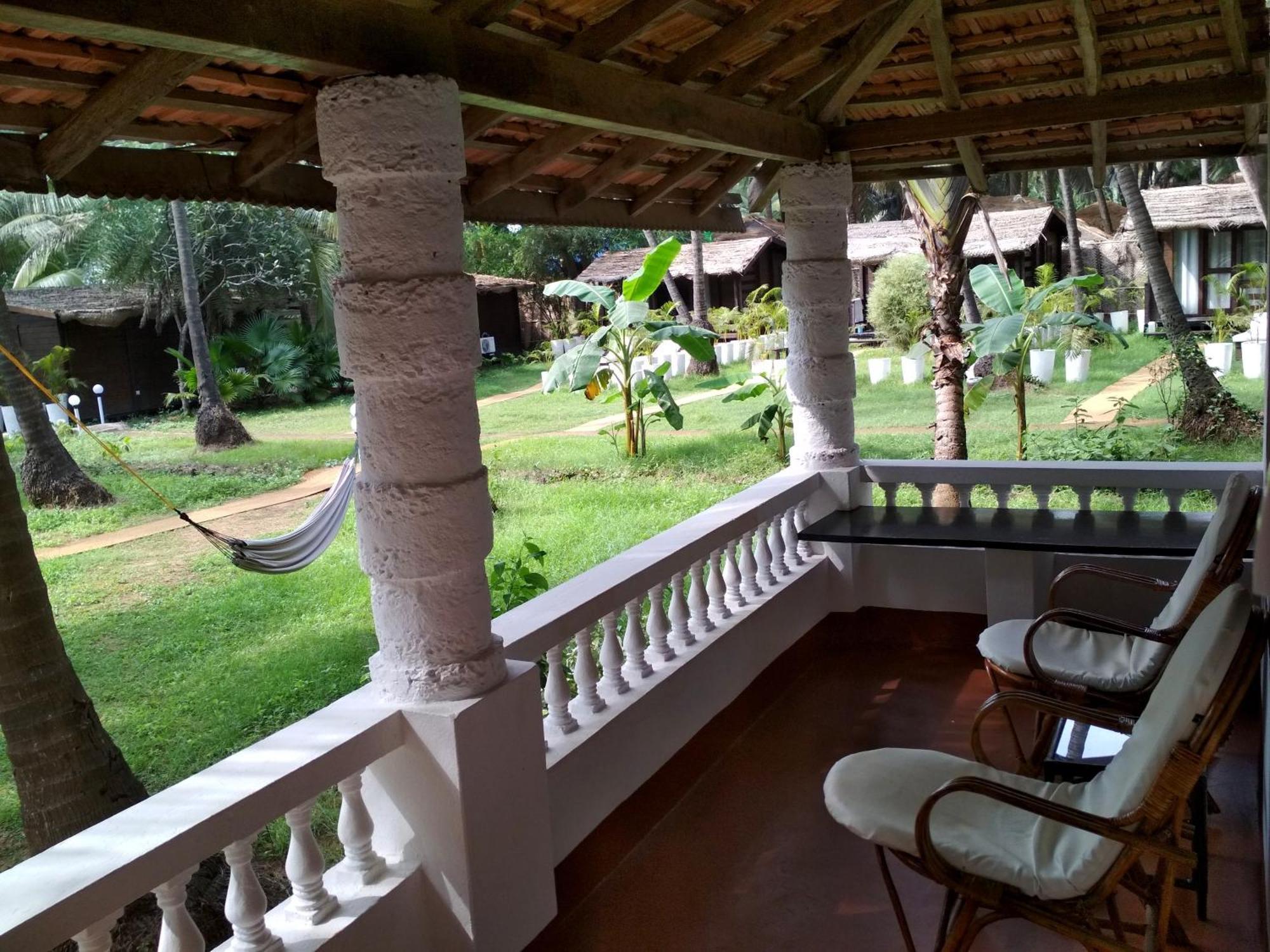 Mamagoa Beach Resort Mandrem Extérieur photo